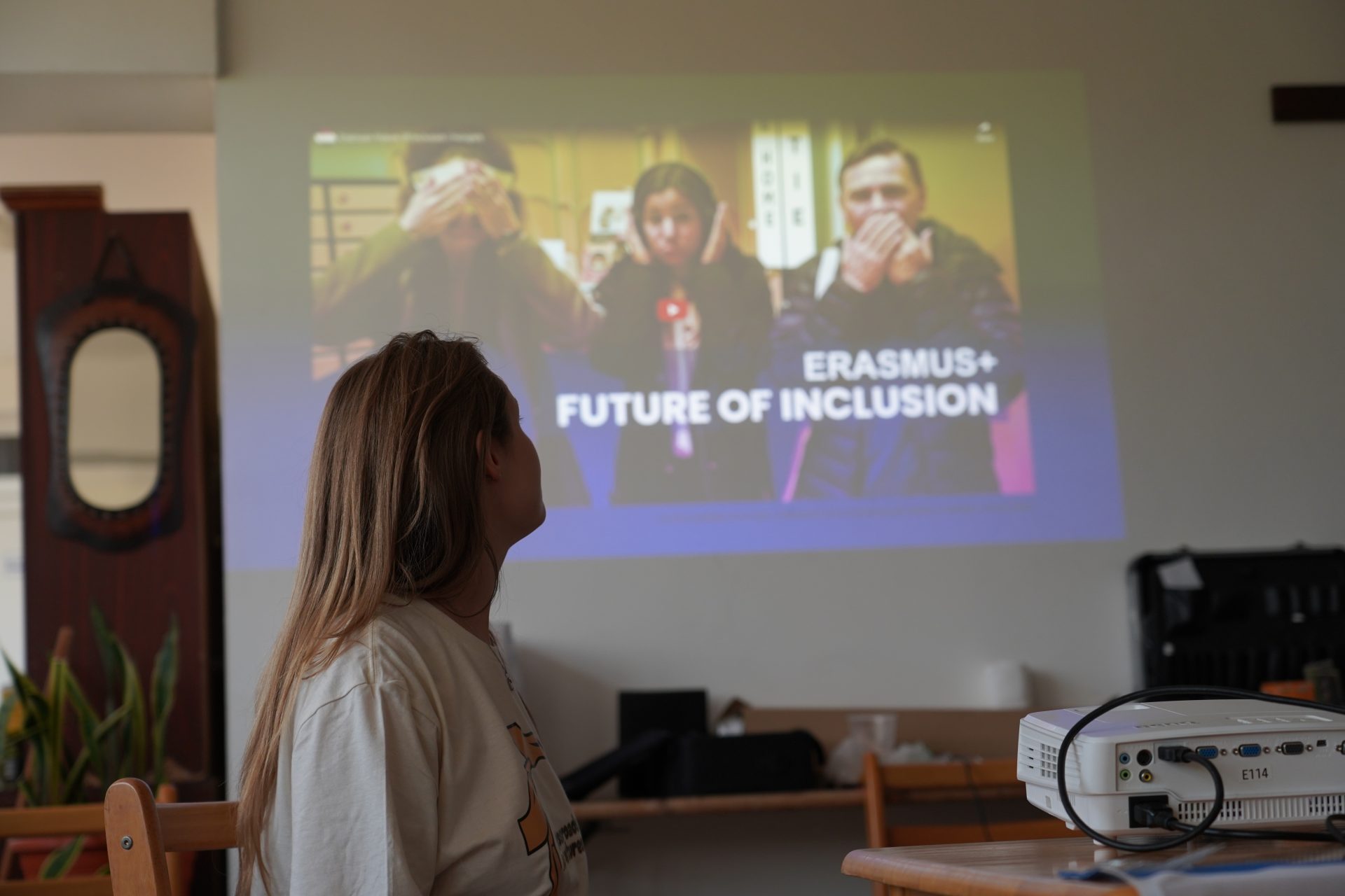 24HU-A2-FI-HU-BetlehemEvangelikusPihenohaz-1